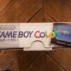 Photo d'une boîte de Game Boy Color Transparente vue de haut