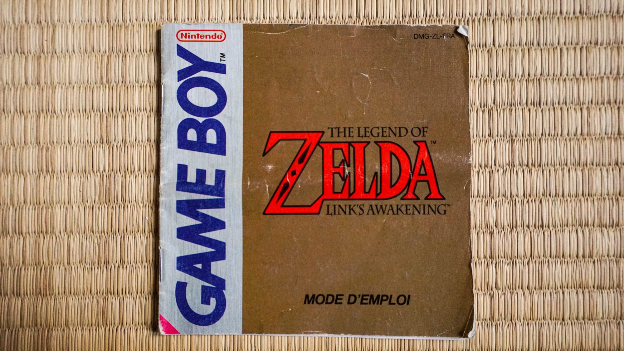 Photo du jeu The Legend of Zelda Link's Awakening sur Game Boy, livret vue de face